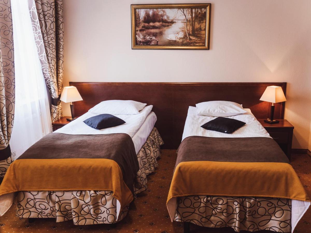 Hotel Osjann Biała Podlaska Exteriör bild