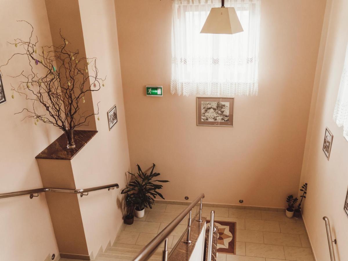 Hotel Osjann Biała Podlaska Exteriör bild