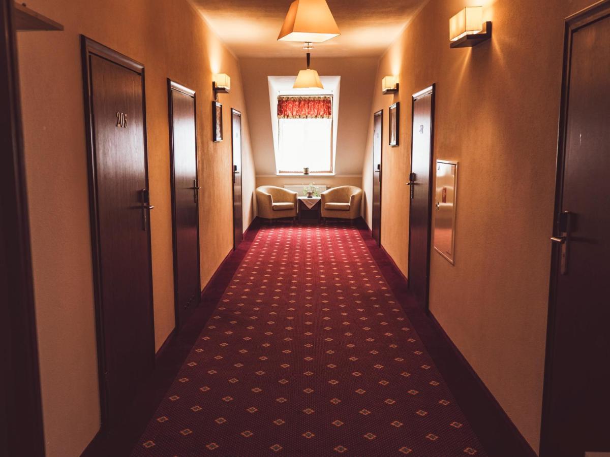 Hotel Osjann Biała Podlaska Exteriör bild
