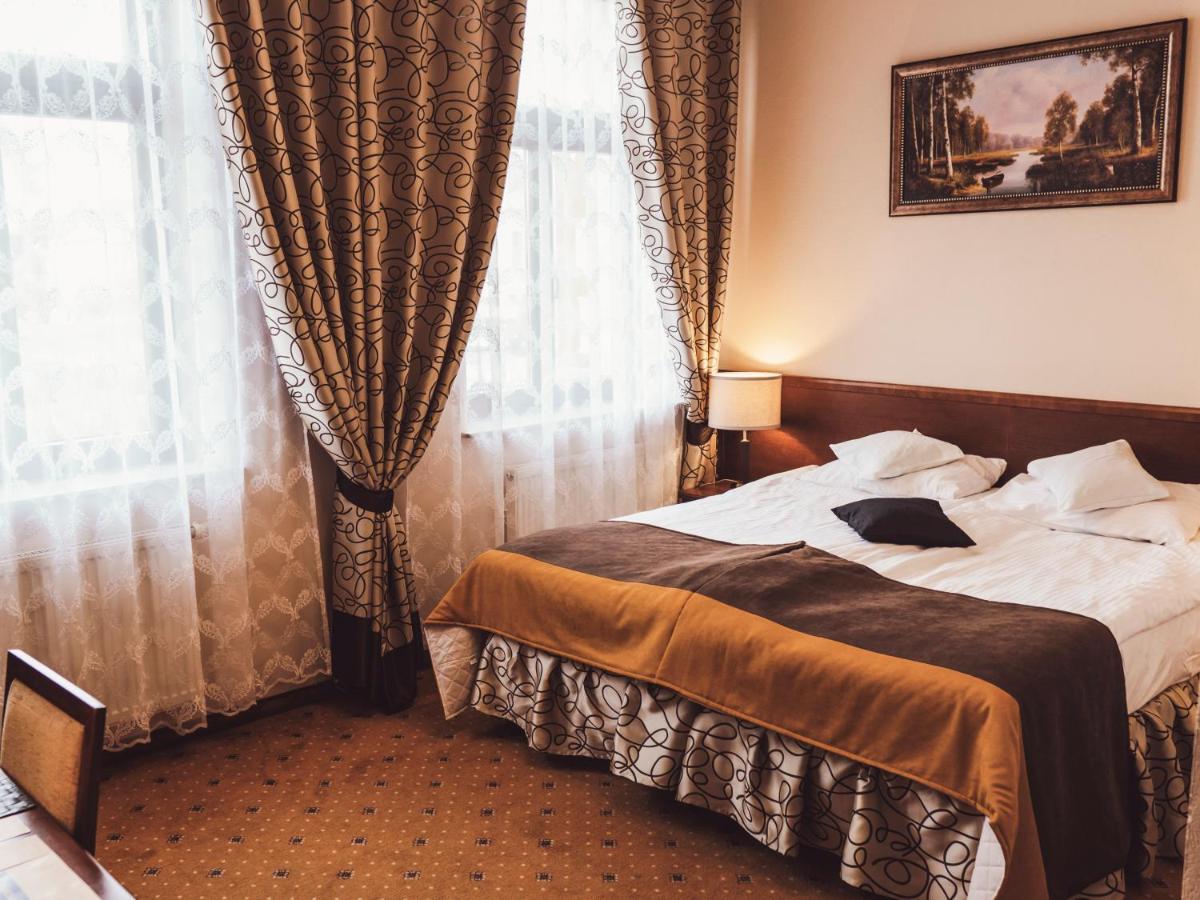 Hotel Osjann Biała Podlaska Exteriör bild