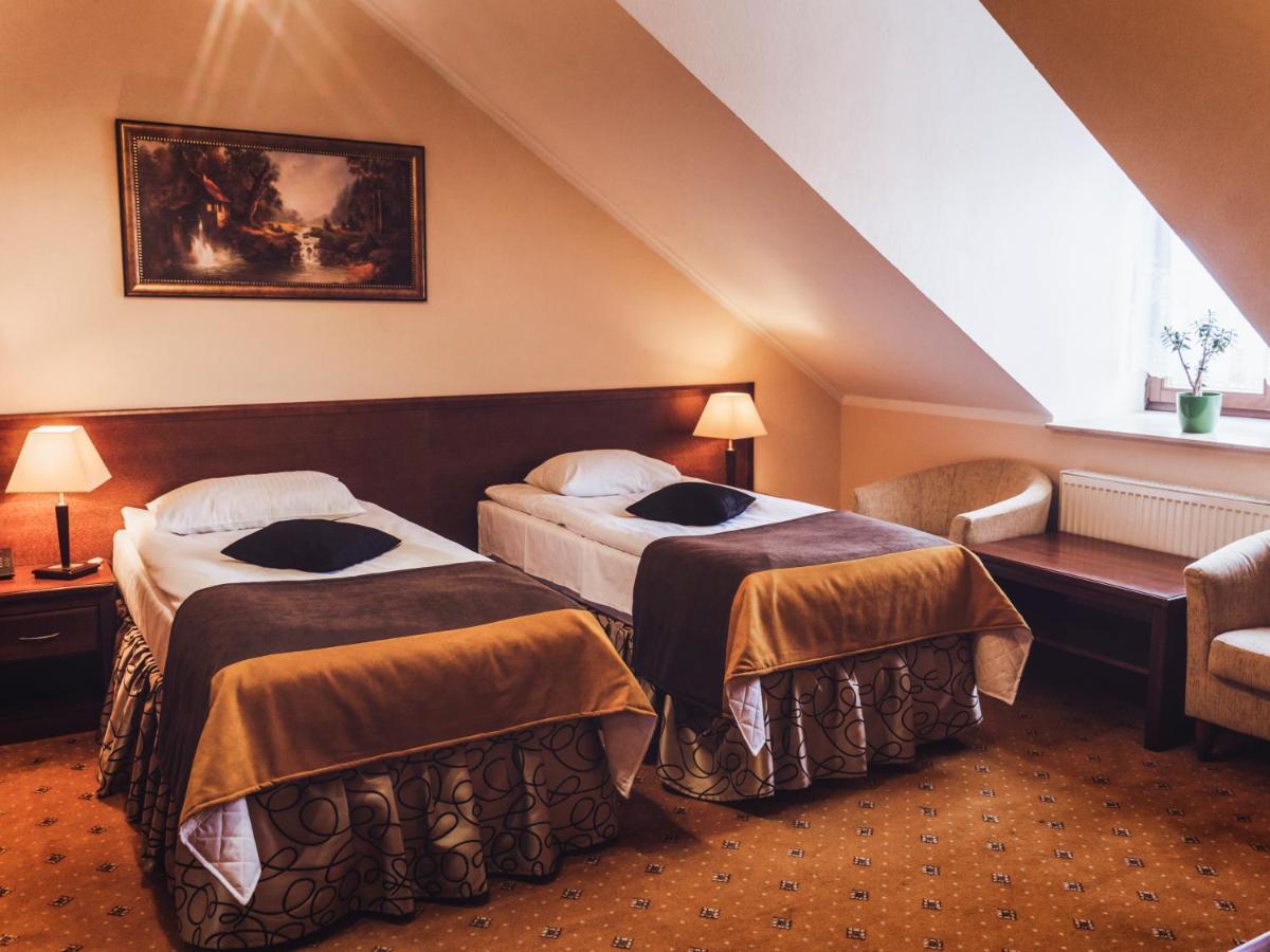 Hotel Osjann Biała Podlaska Exteriör bild